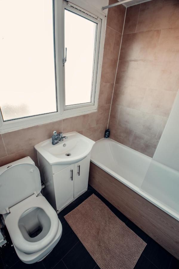 Comfy Home-Wood Green London Bagian luar foto